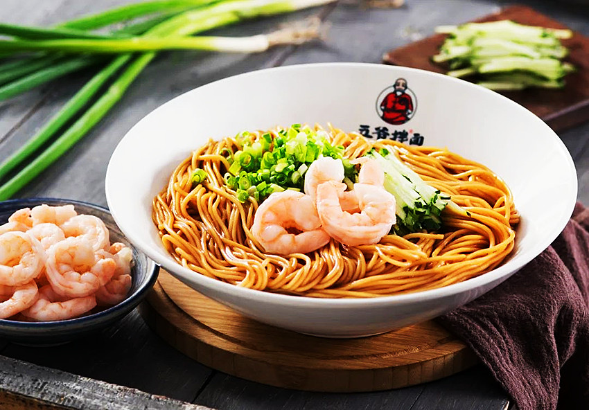 鄭州餐飲裝修公司資本“鐘愛(ài)”什么樣的面館?(圖2) 鄭州餐飲裝修公司資本“鐘愛(ài)”什么樣的面館?(圖2)